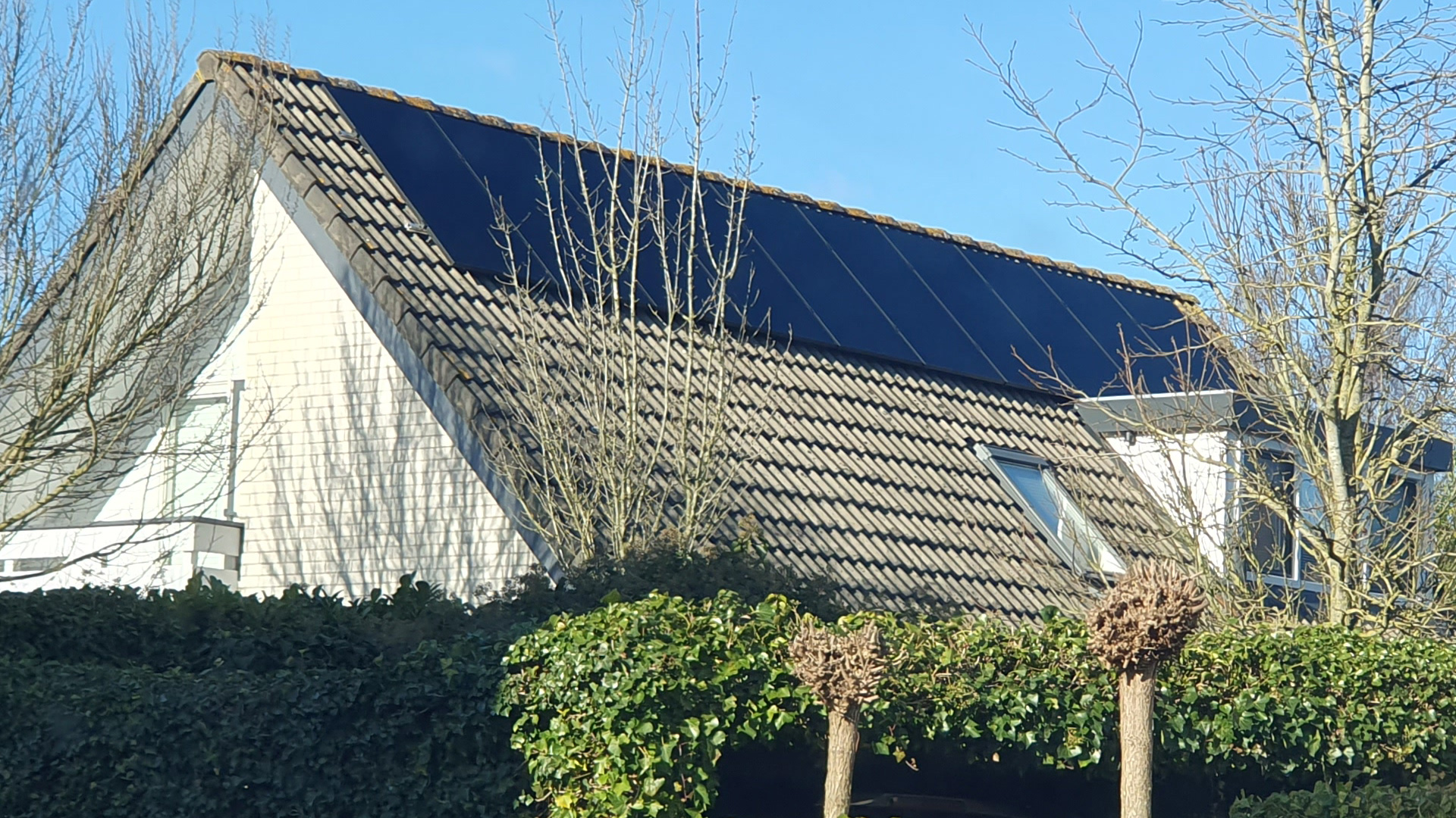 Grotere zonnepanelen 440 WP te Hoeksche Waard